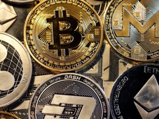 Large investors remain with Bitcoin - trade is increasingly turning to XRP