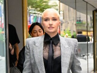 Hayden Panettiere shares extra particulars of being put in mattress with 'very well-known undressed man'