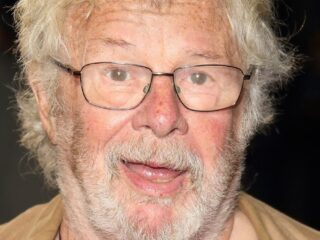 Legendary wildlife presenter and comic Invoice Oddie dies aged 85
