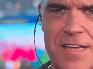 Thriller solved as Robbie Williams responds to ‘white substance falling on mic’ dwell on TV