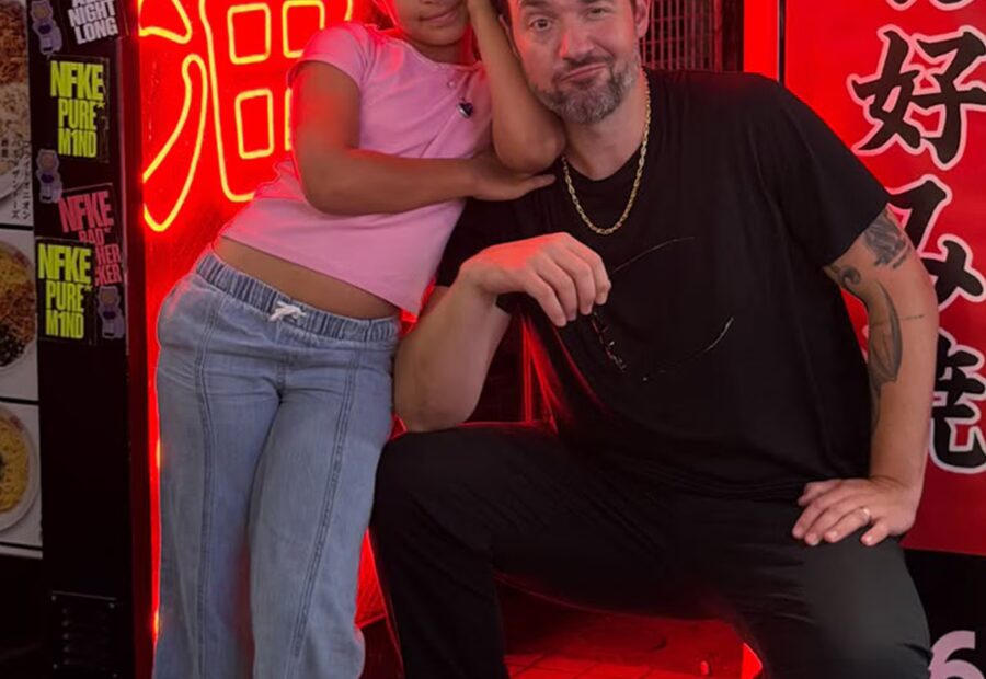 Alexis Ohanian Enjoys “Papa-Daughter Basketball Night” with Daughter Olympia