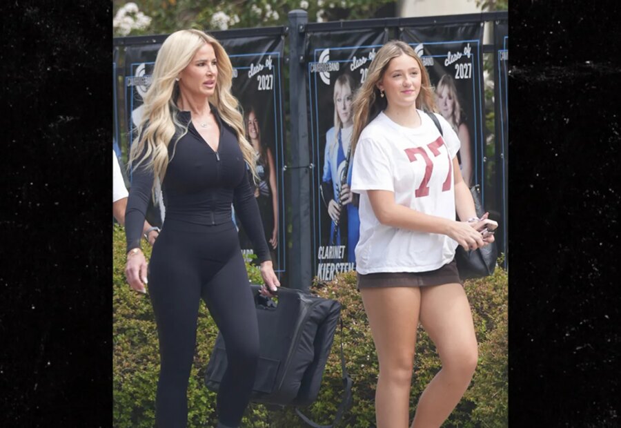 Kim Zolciak and Kroy Biermann Support Son Kash at Football Game Amid KJ’s Jail Stay