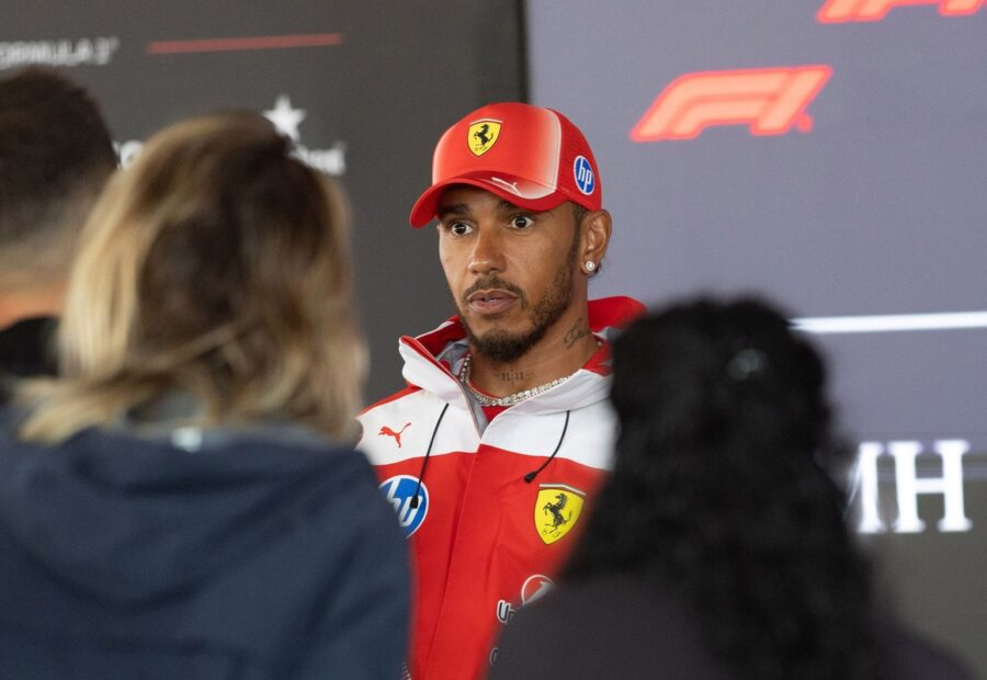 Lewis Hamilton “Didn’t Help Himself” With Ferrari Radio Messages, Says Guenther Steiner