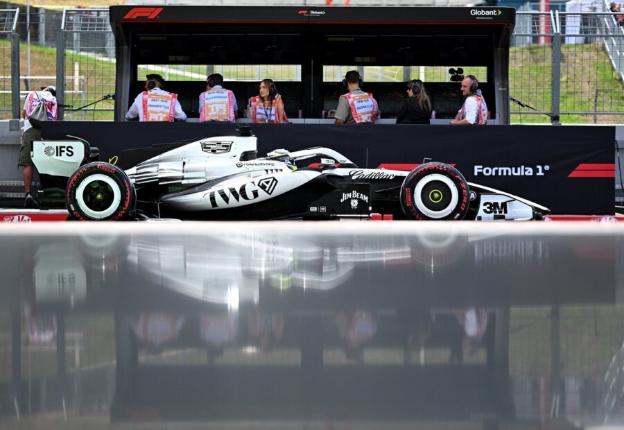 Sergio Perez Trying to Help Cadillac Lure F1 Personnel