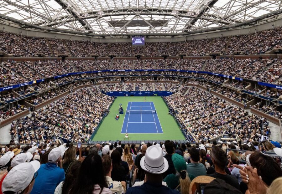 US Open Odds: Sabalenka and Alcaraz Favored as Tournament Begins
