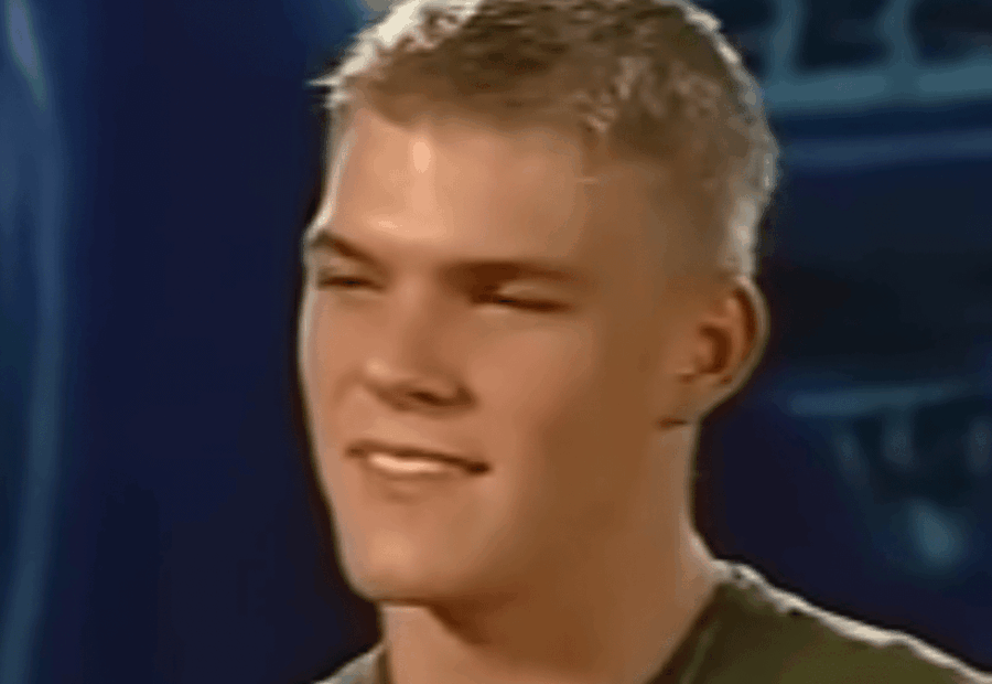 Alan Ritchson Unrecognizable in Forgotten ‘American Idol’ Audition Where Simon Cowell Walked Off Set
