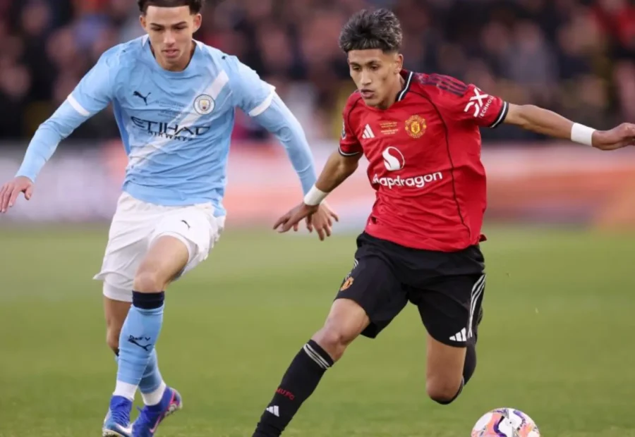 Barcelona Lead Race to Sign Man Utd Wonderkid JJ Gabriel, Reports Say