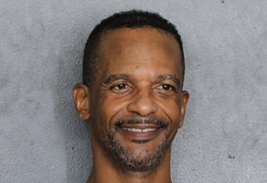 Comedian Charleston White Arrested for Battery