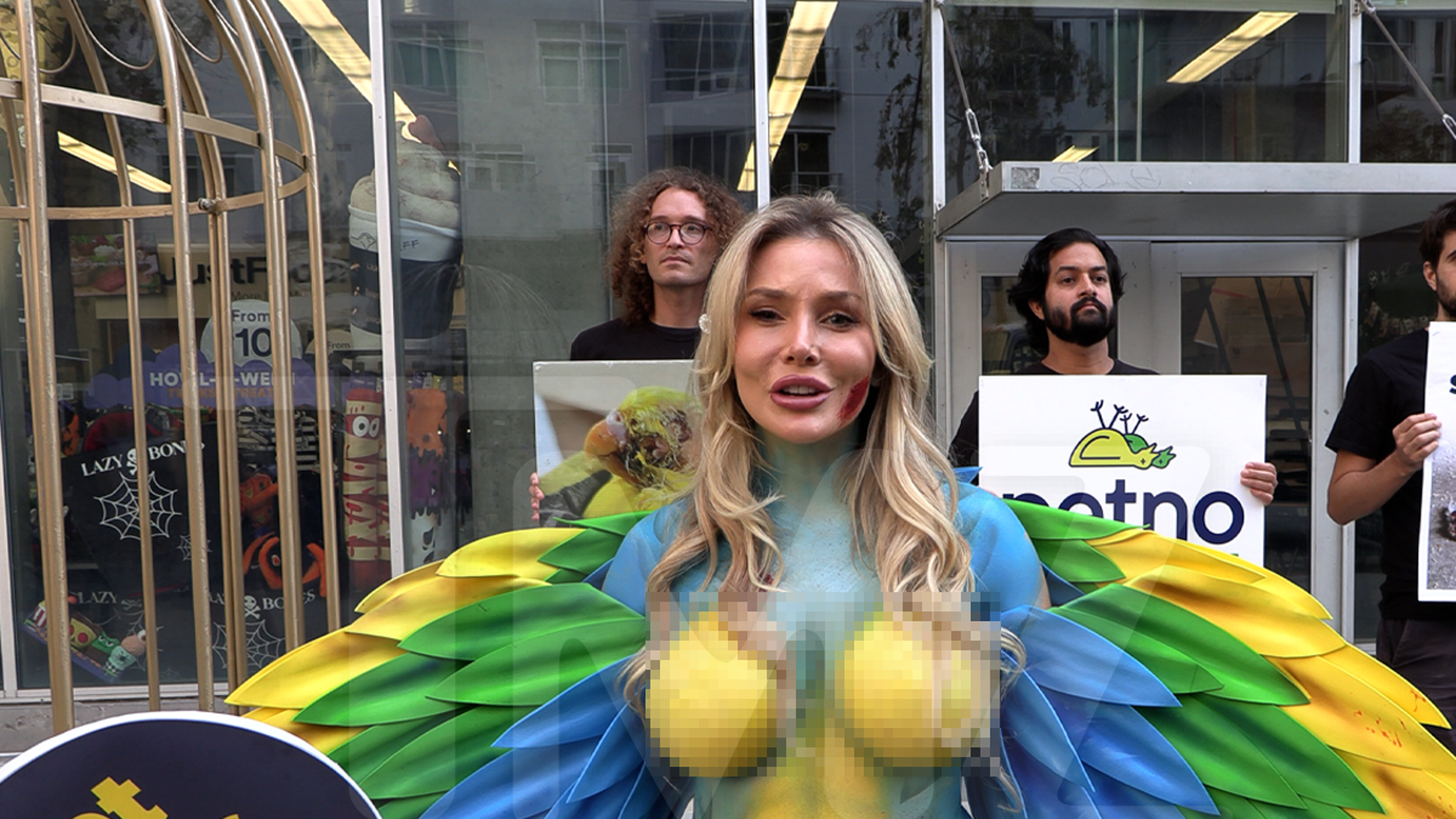 Courtney Stodden Strips Down, Enters Cage Dressed as Bird to Protest Petco