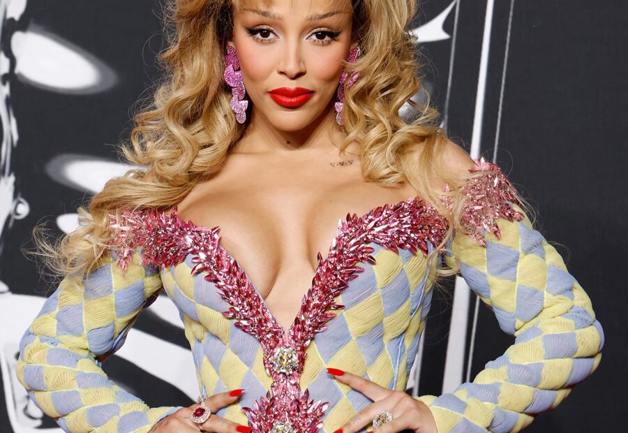 Doja Cat Opens Up About Cocaine and Alcohol Struggles Early in Her Career
