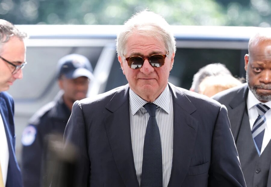 House Panel Votes to Hold Epstein Associate Leon Black in Contempt