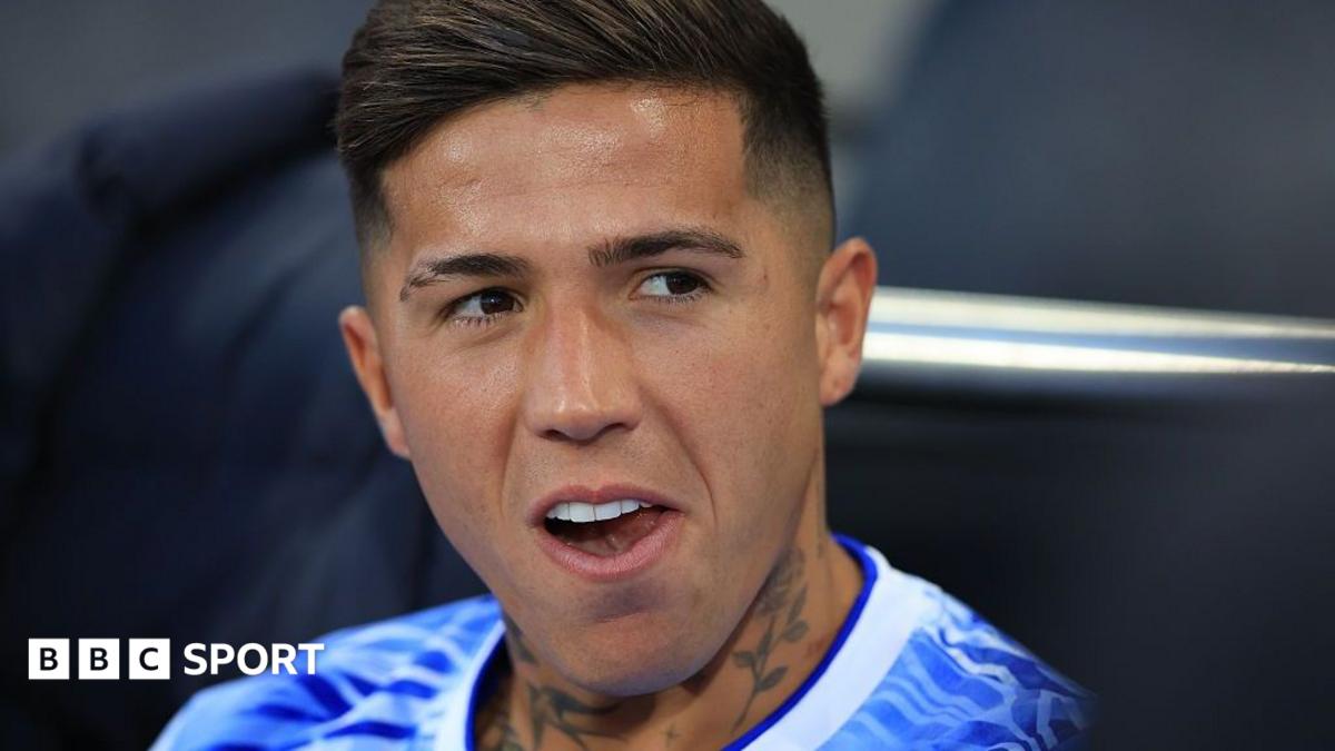 How Manchester City Completed the £125 Million Deal for Chelsea Midfielder Enzo Fernández