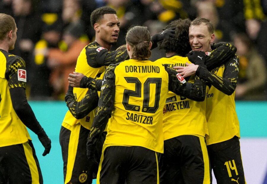 How to Watch Borussia Dortmund vs. Hamburger SV Online for Free