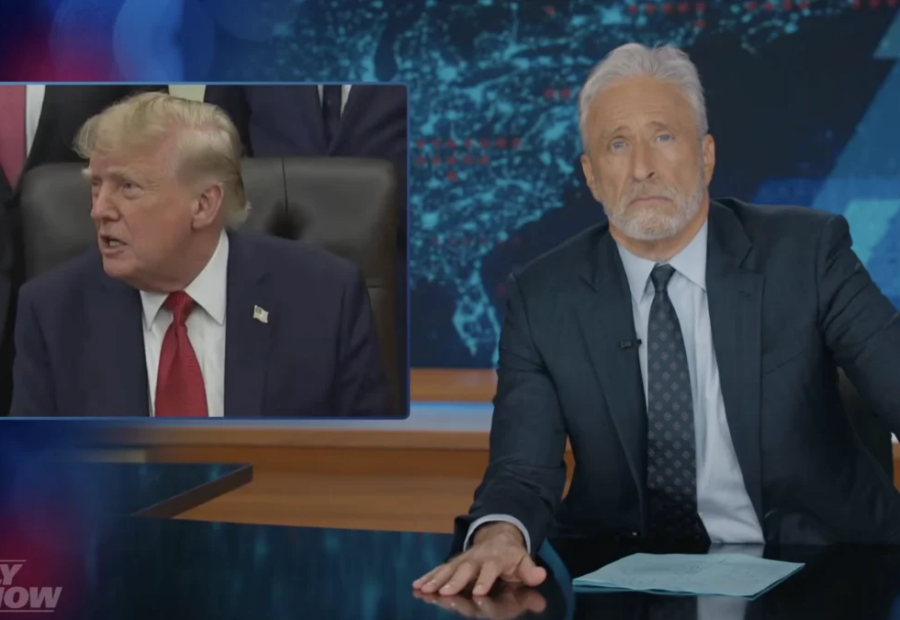 Jon Stewart Reacts to Trump’s White House Ban on CNN