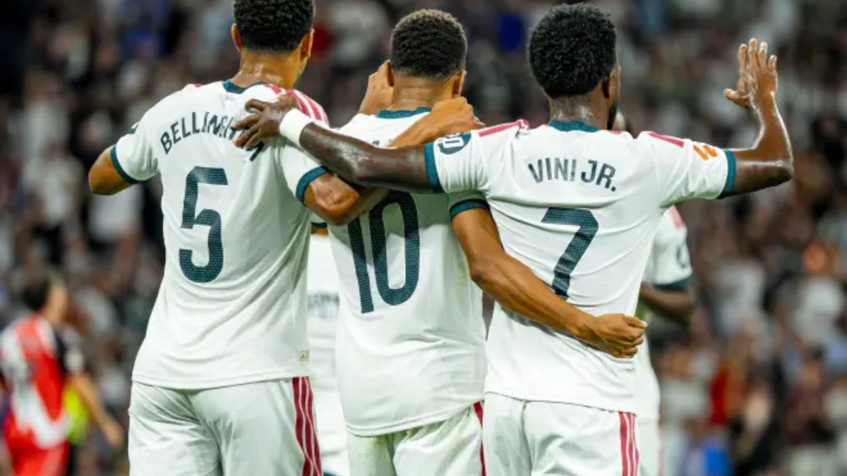 Jose Mourinho Celebrates ‘Fantastic Five’ Milestone