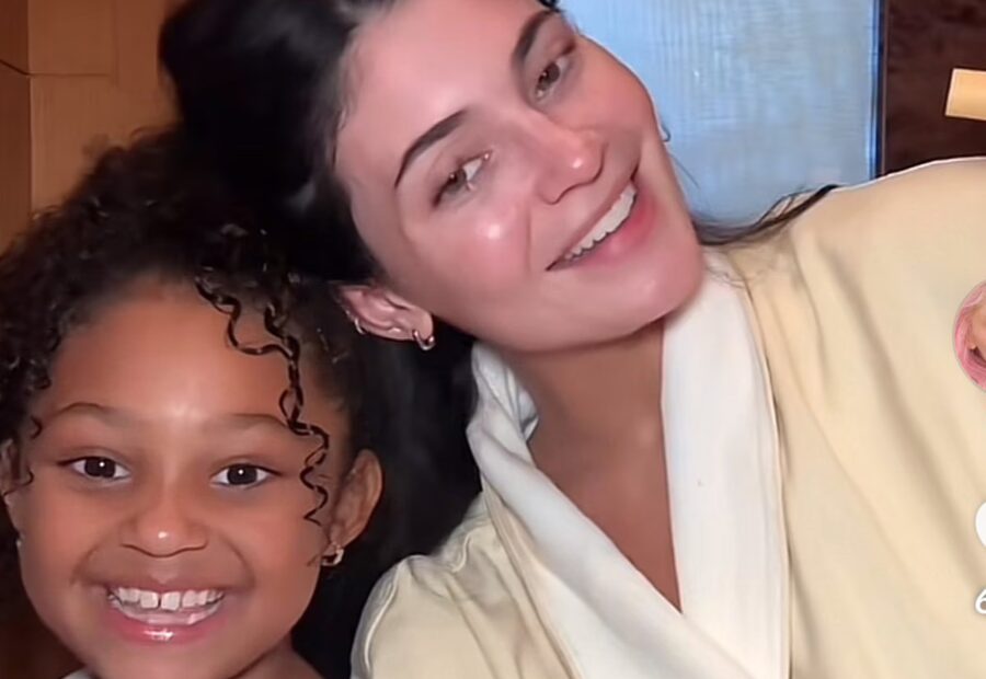 Kylie Jenner’s Children Stormi and Aire Shine in Rare Sit-Down Interview