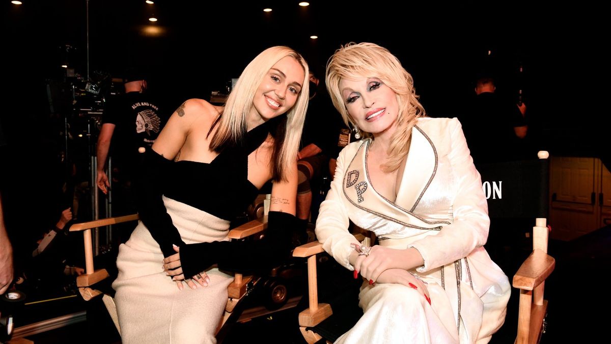 Miley Cyrus Reveals Final Conversation With Dolly Parton Before Her Death