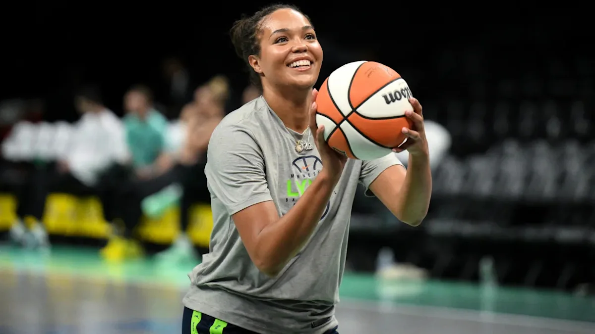 Olivia Miles’ one-word reaction to Napheesa Collier highlights Lynx bond