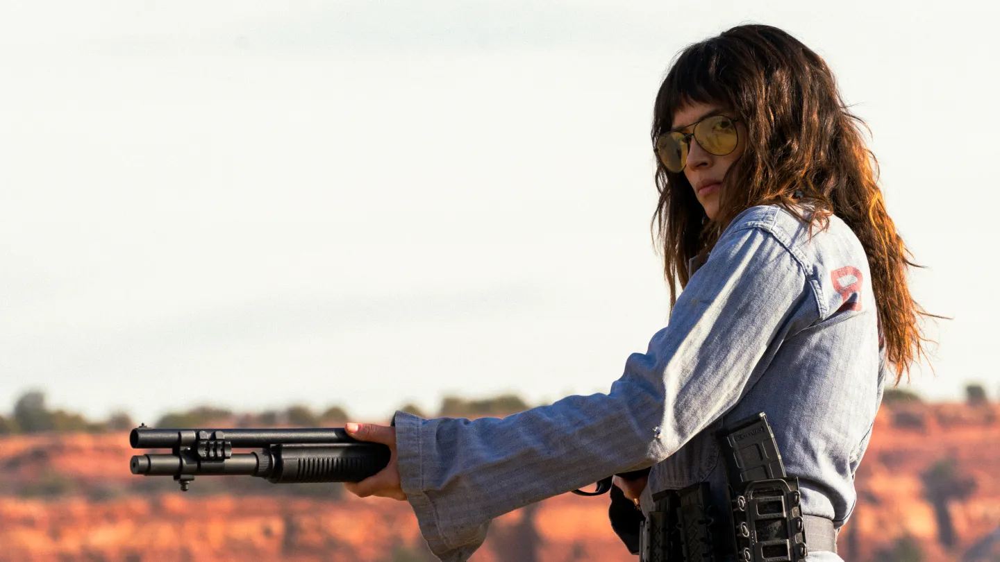 “Onslaught” Review: Adria Arjona and Dan Stevens Star in Adam Wingard’s Action Thriller