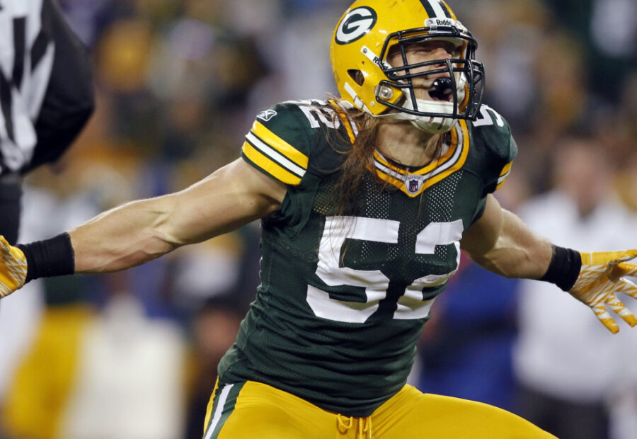 Packers Legend Clay Matthews Looks Unrecognizable in Viral Photos