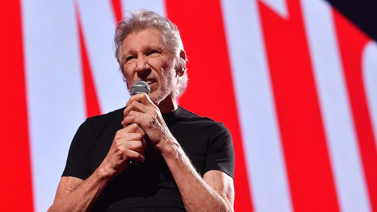 Roger Waters Calls Ed Sheeran ‘little p***k’ in Video Over Dropping Macklemore