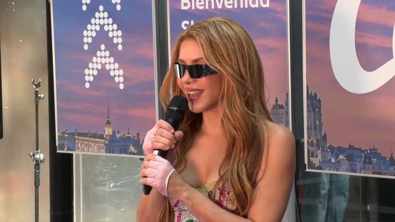 Shakira Arrives in Madrid for Historic Residency