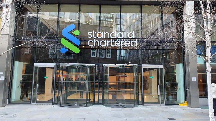 Standard Chartered Predicts Arbitrum’s ARB Could Surge 70x to $10, Citing Robinhood Chain Revenue