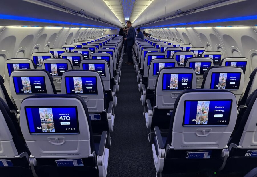 United and Delta Split Over Growing Air Travel Tactic